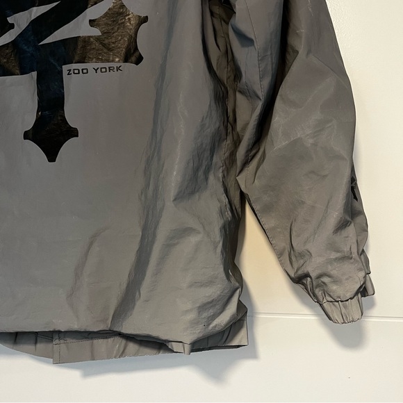 Zoo York | Unisex Wind Breaker - Picture 12 of 14